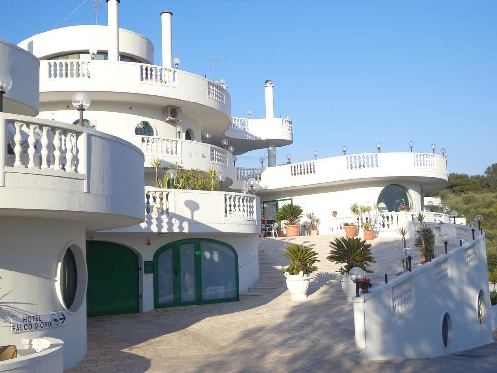 Hotel Falco D'Oro Cisternino Eksteriør bilde