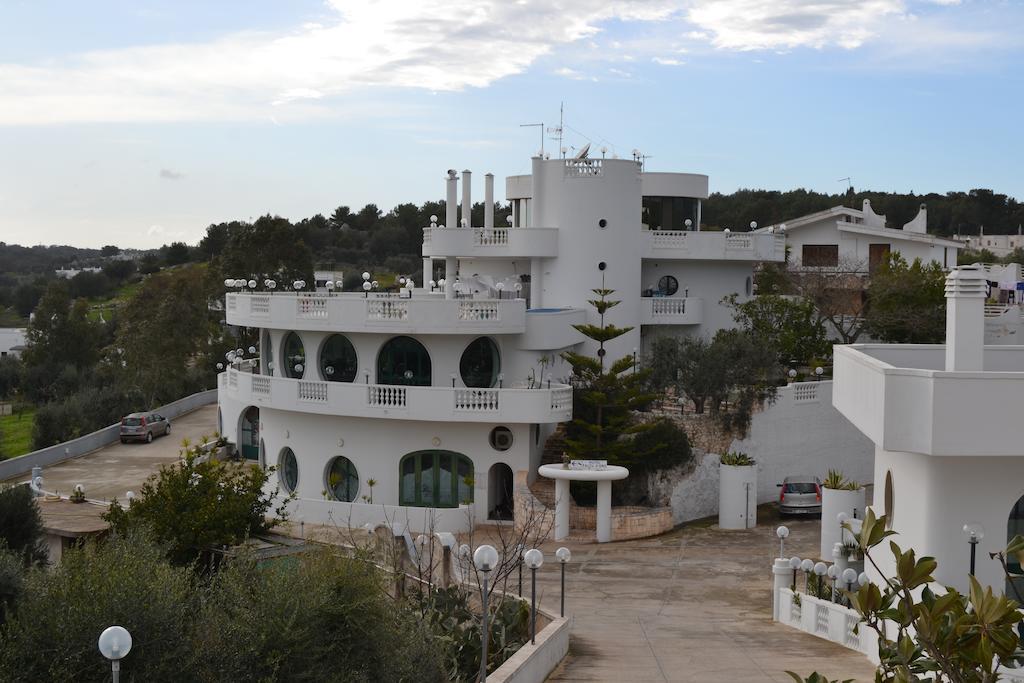 Hotel Falco D'Oro Cisternino Eksteriør bilde