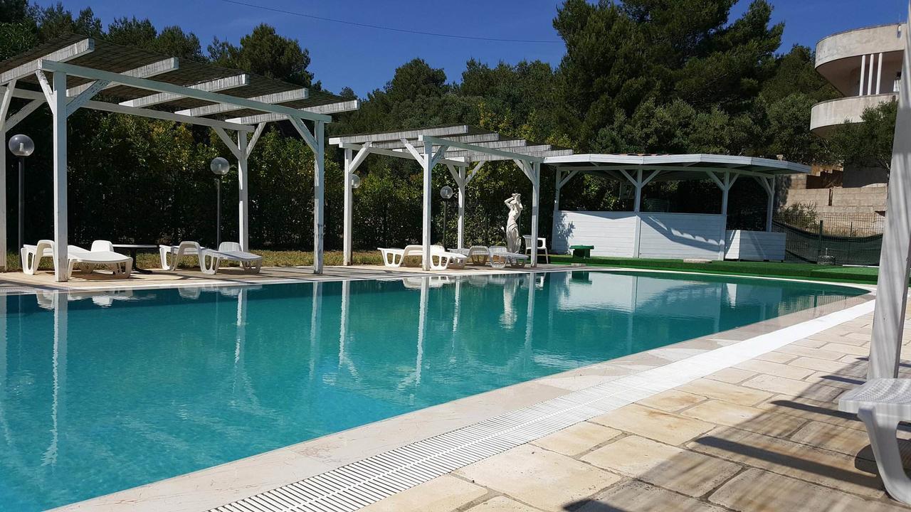 Hotel Falco D'Oro Cisternino Eksteriør bilde