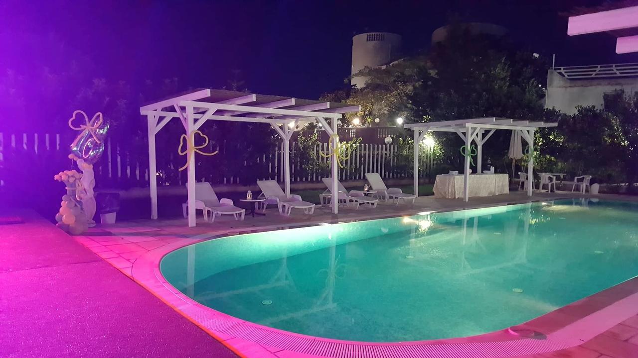Hotel Falco D'Oro Cisternino Eksteriør bilde